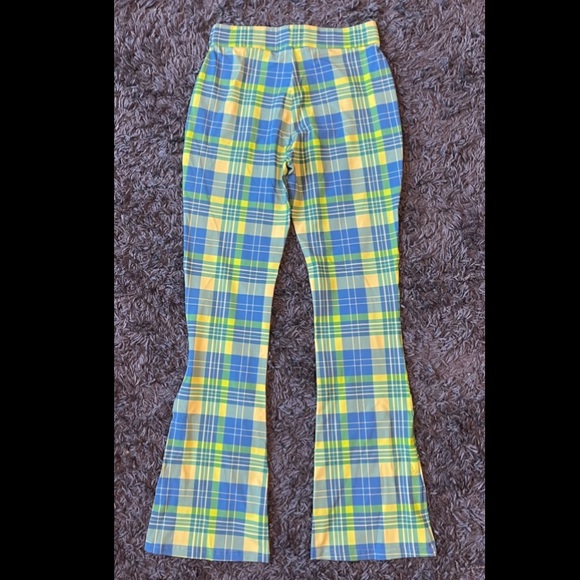 Green and blue Delia’s stretch pant - Picture 2 of 2